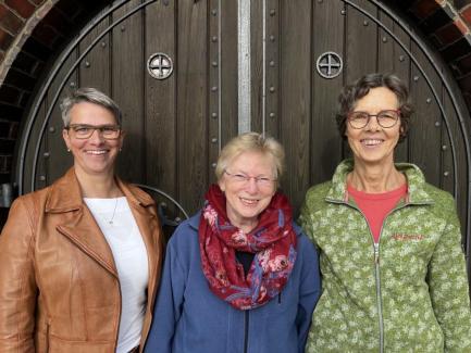 auf dem Foto von links: Felicitas Benz, Margarethe Wagner, Mechthild Winkler (Foto: Ch. Knecht)